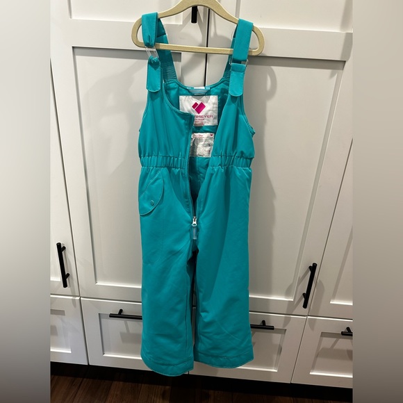 Obermeyer igrow ski bib size 5 - Picture 2 of 6